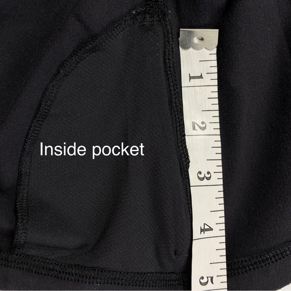 Lululemon Boatneck Top Long Sleeve Top Black with Green Dots On Sleeve Sz 10 - Picture 12 of 12